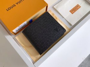 大人気 ブランド LOUIS VUITTON / ルイヴィトン M62664 財布 安い 高品質 芸能人愛用 [#lvwallet050]