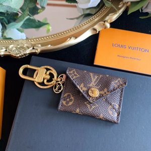 ルイ・ヴィトン キーリング LOUIS VUITTON ヴィトン キーホルダー LV ポルト クレ・ドラゴンヌ モノグラム 送料無料[#key071013]