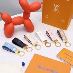 ルイ・ヴィトン キーリング LOUIS VUITTON ヴィトン キーホルダー LV ポルト クレ・ドラゴンヌ モノグラム 送料無料[#key2021091110]