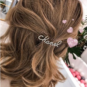 超可愛い ルイ・ヴィトン / LOUIS VUITTON モノグラム ヘアアクセサリー CHANEL / シャネル 飾り ヘアゴム 芸能人愛用[#001]