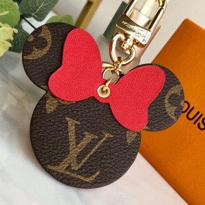 LOUIS VUITTON (ルイ・ヴィトン) 超可愛い ミッキー モノグラム アニマル チャーム キーホルダー キーリング 飾り 鞄飾り 芸能人愛用 財布飾り プレゼント勧め 海外通販 送料無料[#004]