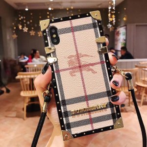 贅沢 ブランド BURBERRY / バーバリー ケース iPhone 14/14 Plus/14 Pro/14 Pro Max/13/13 Pro/13 Pro Max/12/11 /XS/8/7/6/plus ケース ファッション ブランド[#102]