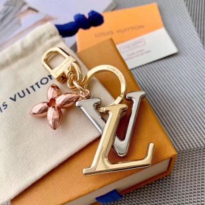 LOUIS VUITTON (ルイ・ヴィトン) LV ロゴ モノグラム アニマル チャーム キーホルダー キーリング 飾り 鞄飾り 芸能人愛用 財布飾り プレゼント勧め 海外通販 送料無料[#10448]