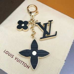 ルイ・ヴィトン ケース キーリング LOUIS VUITTON チャーム・ツイスト モノグラム LVシグネチャーのデザイン 送料無料[#case090912]