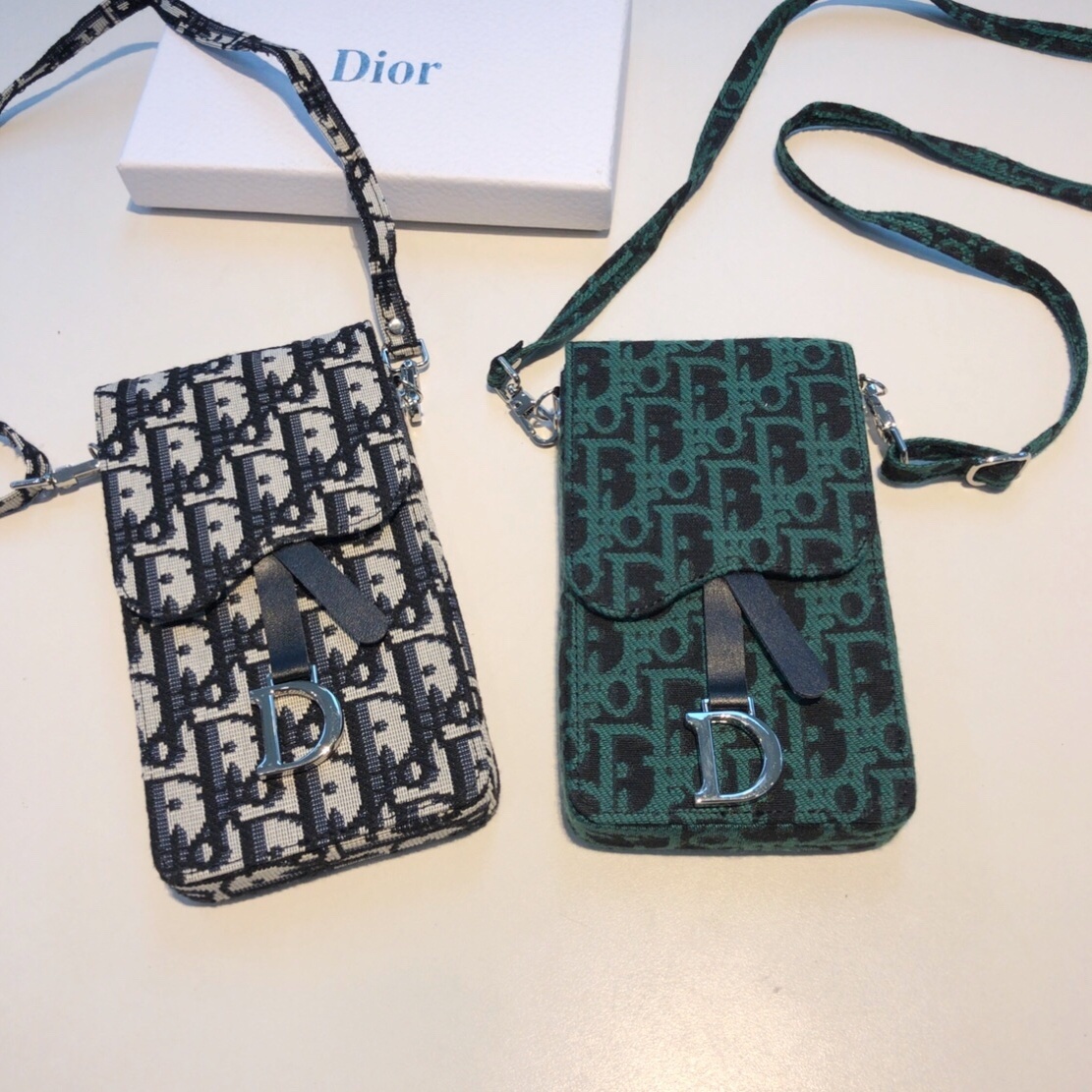 DIOR / ディオール iPhone ケース 全機種対応ケース プレゼント 人気おすすめ 芸能人愛用[#052614]