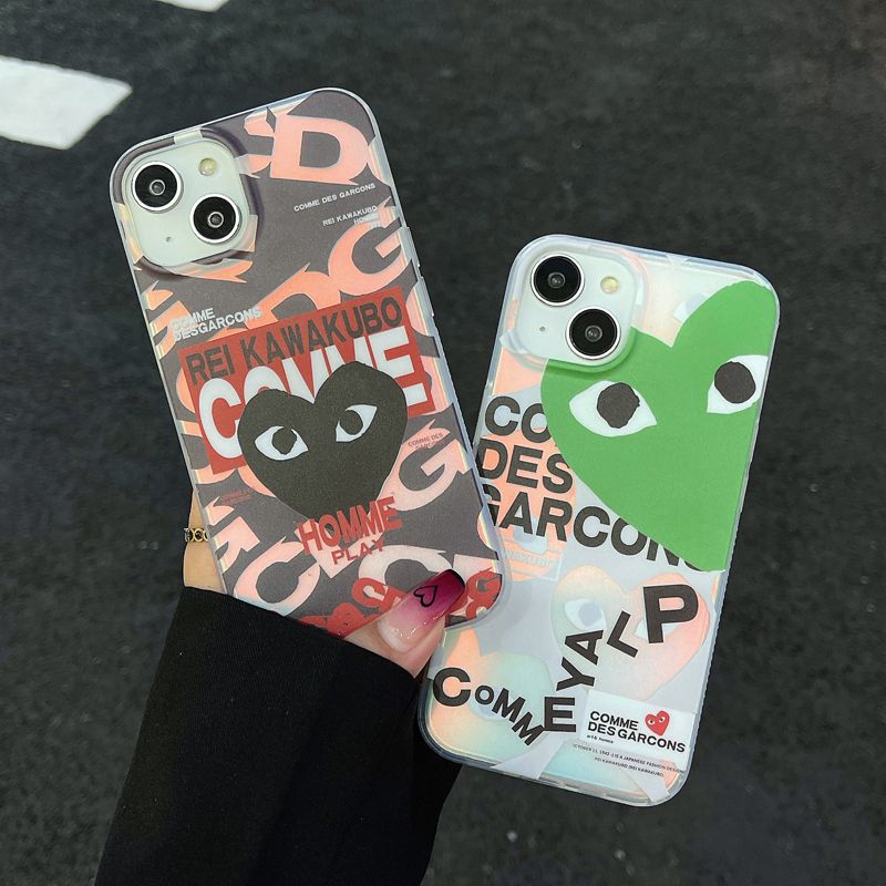 大人気 COMME des GARCONS / コムデギャルソン iPhone 14/14 Pro/14 Pro Max/13/13 Pro/13 Pro Max/12/12 Pro/12 Pro Max ケース 人気おすすめ 芸能人愛用[#case2023062011]