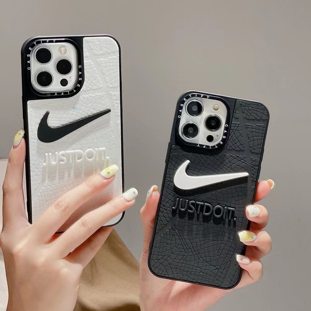 NIKE / ナイキ ケース iPhone 15 plus/15 Pro/15 Pro Max/14/14 Pro/14 Pro Max/13/13 Pro/13 Pro Max/12/12 Pro/12 Pro Max/11 PRO/MAX/XS/8/7 plus ケース ファッション ブランド 大人気定番商品 男女兼用[#case2024030313]