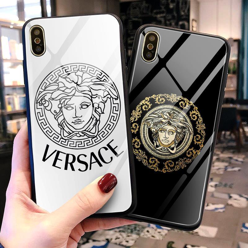 【Versace】 贅沢 ブランド ヴェルサーチ iPhone 11 /XS/8/7/6 ケース 芸能人愛用[#006]